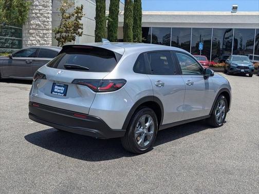 2026 Honda HR-V LX