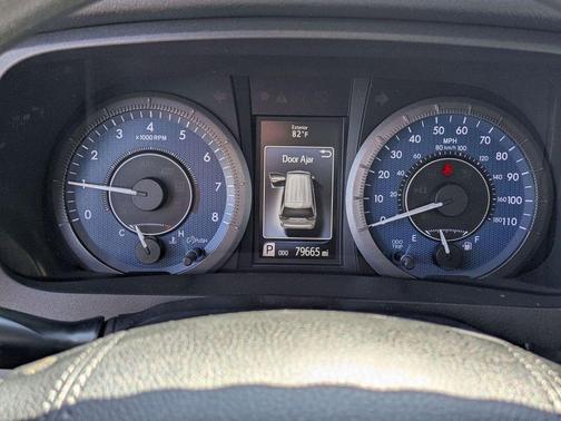 2020 Toyota Sienna LE