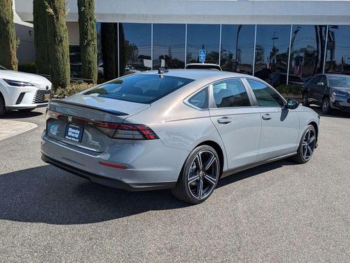 2025 Honda Accord Hybrid Base