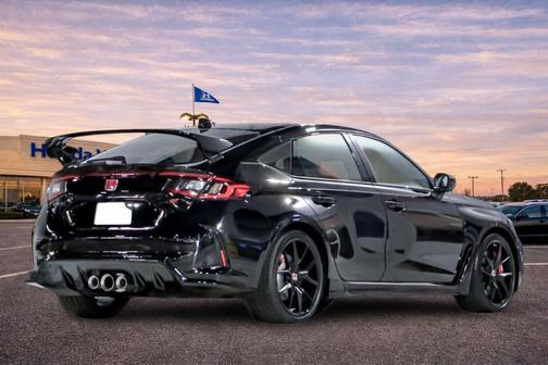 Crystal Black Pearl 2026 Honda Civic Type R