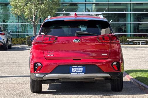 Runway Red 2020 Kia Niro LXS