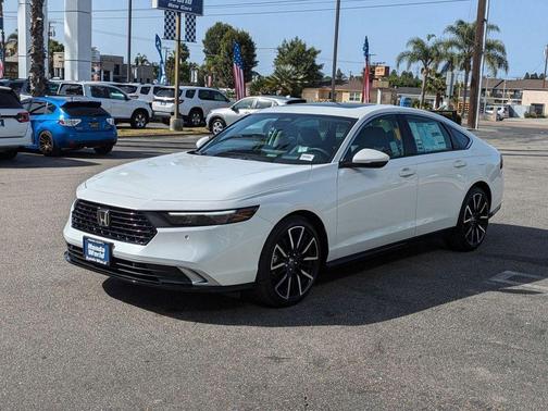 2025 Honda Accord Hybrid Touring
