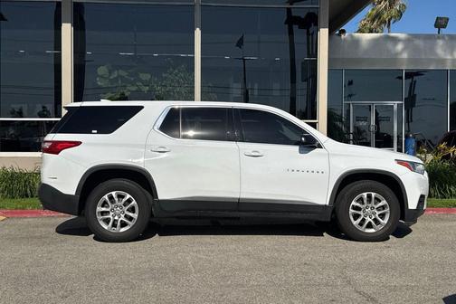 Summit White 2020 Chevrolet Traverse LS
