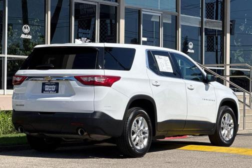Summit White 2020 Chevrolet Traverse LS