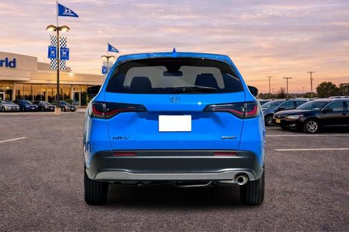 Deep Ocean Pearl 2026 Honda HR-V 2WD Sport