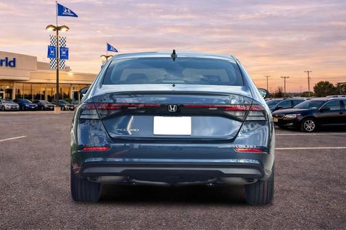 Canyon River Blue Metallic 2026 Honda Accord SE