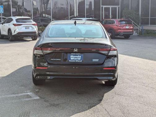 2025 Honda Accord Hybrid Touring