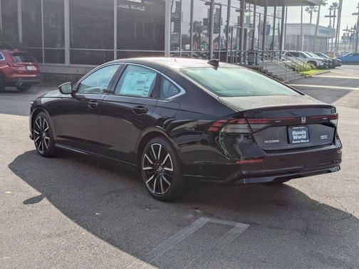 2025 Honda Accord Hybrid Touring
