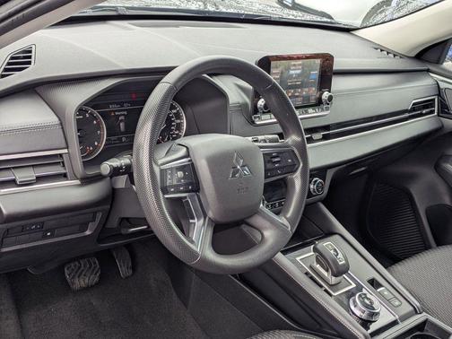 2022 Mitsubishi Outlander ES 2.5 2WD