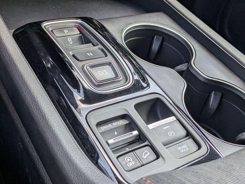 2023 Honda Pilot AWD Sport