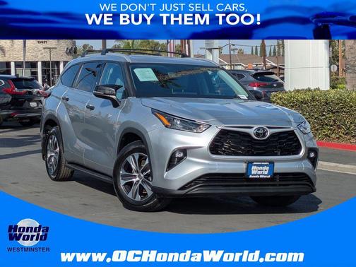 2022 Toyota Highlander XLE