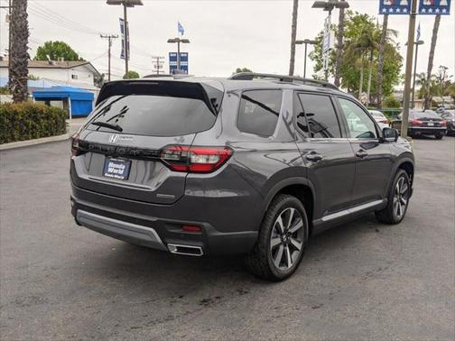 2025 Honda Pilot 2WD TRG