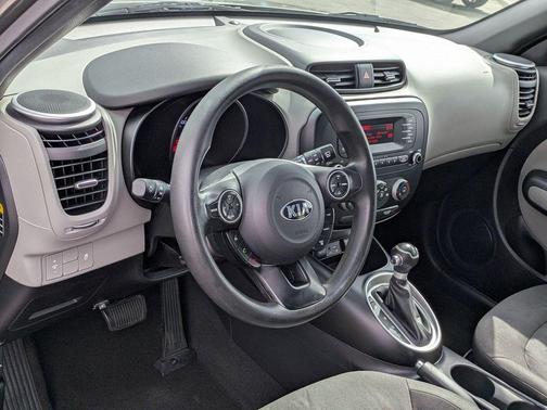 2016 Kia Soul Base