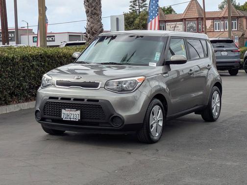 2016 Kia Soul Base