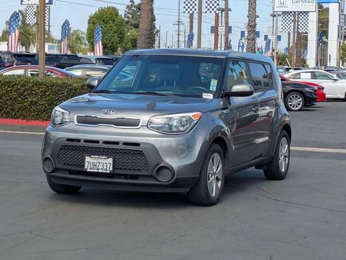 2016 Kia Soul Base