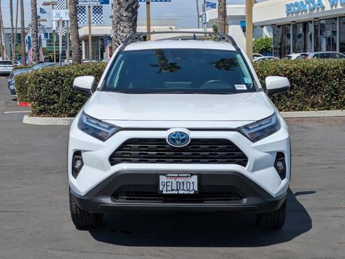 2023 Toyota RAV4 Hybrid Woodland Edition