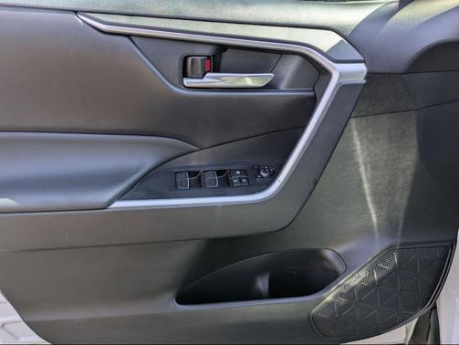 2023 Toyota RAV4 Hybrid Woodland Edition