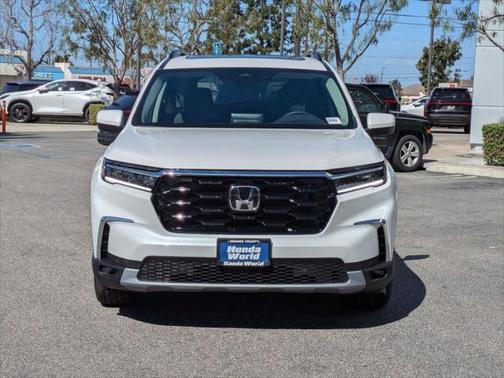 2025 Honda Pilot AWD TRG