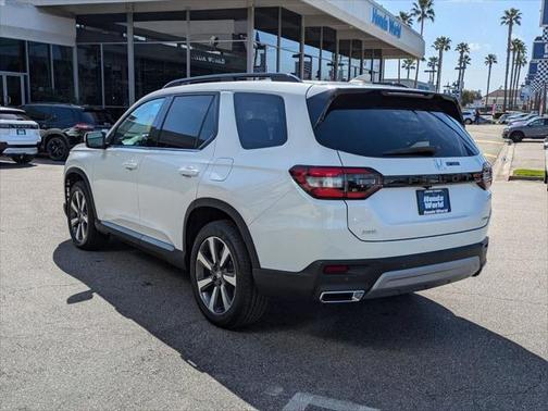 2025 Honda Pilot AWD TRG