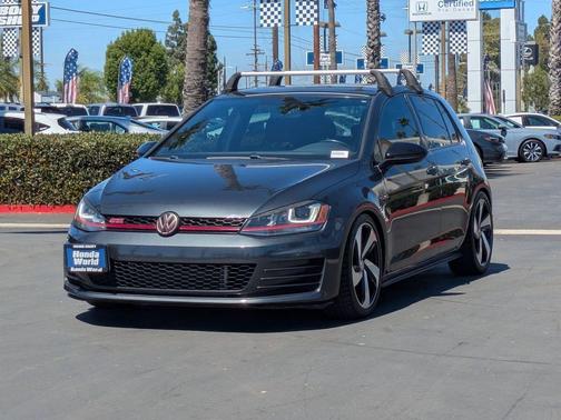 2017 Volkswagen Golf GTI 2.0T Autobahn 4-Door