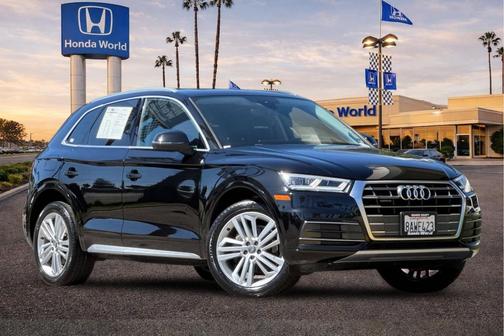 Black Metallic 2018 Audi Q5 2.0T Tech Premium