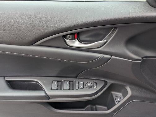 2022 Honda Insight Touring