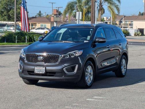 2016 Kia Sorento LX