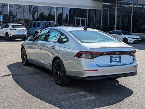 2025 Honda Accord Sport SE 1.5T