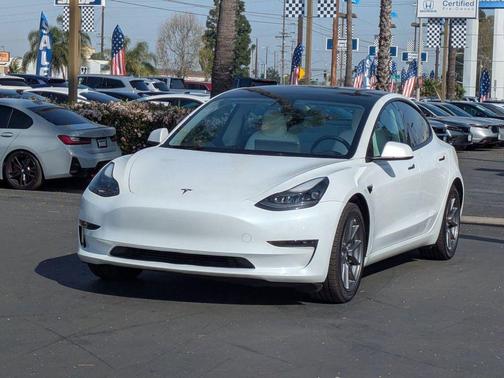 2023 Tesla Model 3 Standard Range