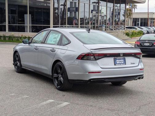 2025 Honda Accord Hybrid Base