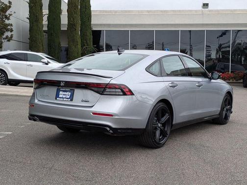 2025 Honda Accord Hybrid Base