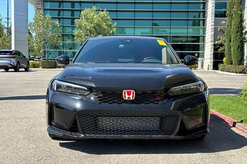 Crystal Black Pearl 2024 Honda Civic Type R