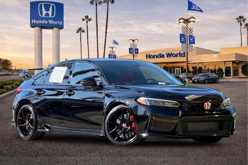 Crystal Black Pearl 2024 Honda Civic Type R