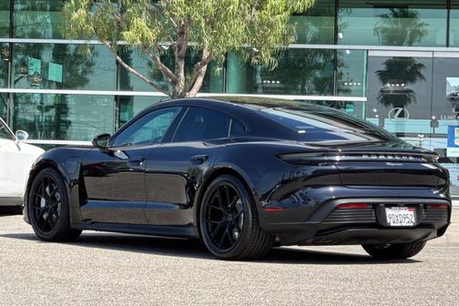 Black 2022 Porsche Taycan Base