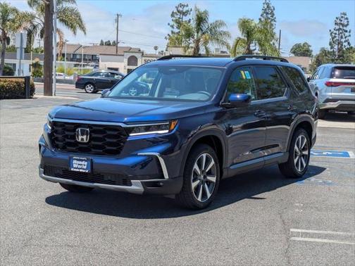 2025 Honda Pilot Touring 8-Passenger