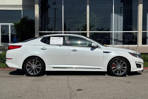 Snow White Pearl 2015 Kia Optima SXL Turbo