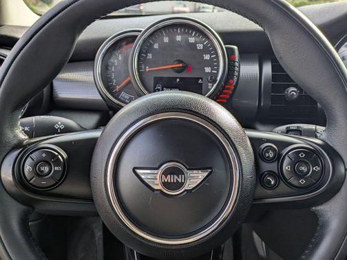 2015 MINI Hardtop Cooper