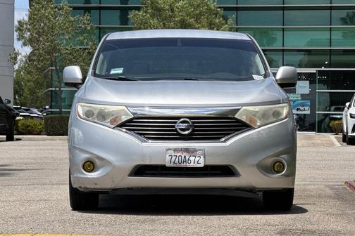 Brilliant Silver 2015 Nissan Quest SV