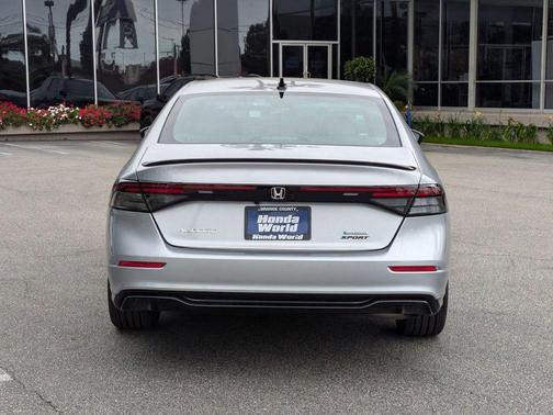 2025 Honda Accord Hybrid Base