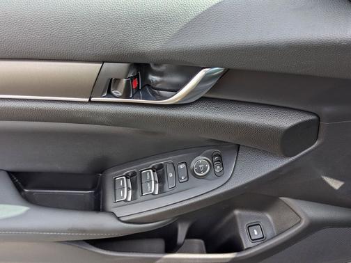 2022 Honda Accord LX 1.5T