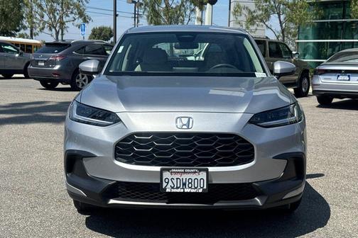 Silver Metallic 2025 Honda HR-V LX