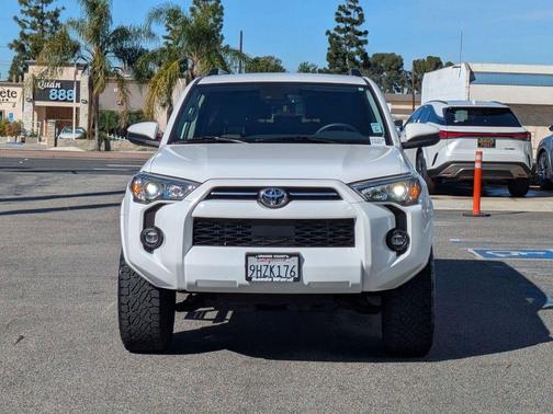 2023 Toyota 4Runner SR5