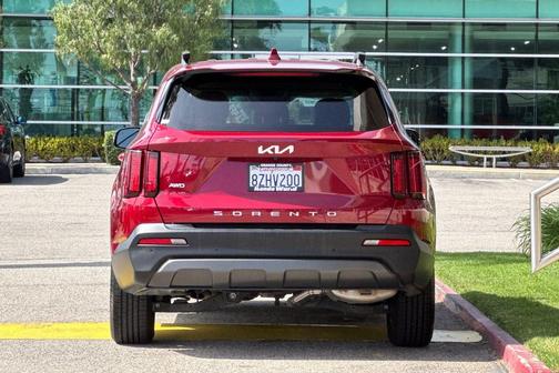 Passion Red Tintcoat 2022 Kia Sorento S