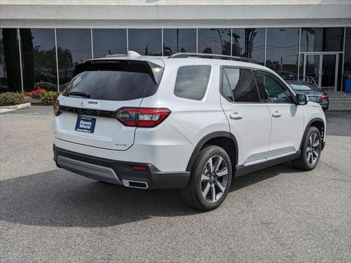 2025 Honda Pilot Elite