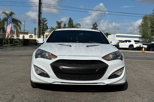 Casablanca White 2015 Hyundai Genesis Coupe 3.8 Base