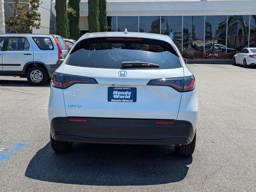2026 Honda HR-V LX