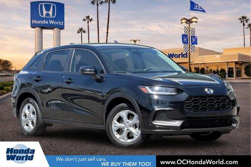 Crystal Black Pearl 2023 Honda HR-V LX