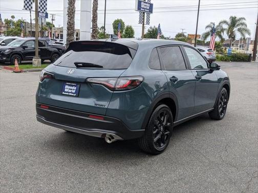 2025 Honda HR-V 2WD Sport