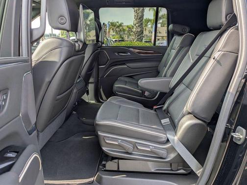 2021 Cadillac Escalade ESV Premium Luxury