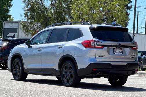 Ice Silver Metallic 2024 Subaru Ascent Onyx Edition 7-Passenger